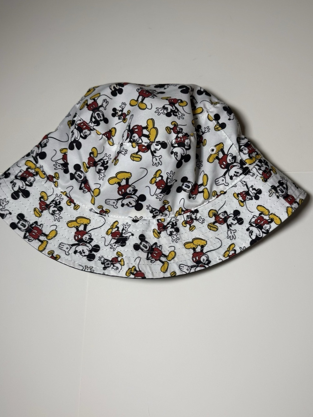 Disney Anaheim bucket hat in Black & White